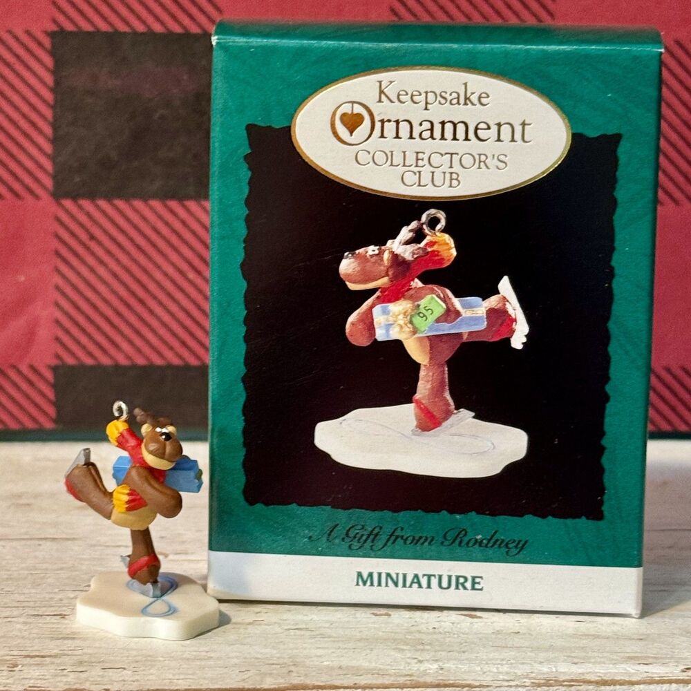 1995 Hallmark A Gift from Rodney Collector's Club Christmas Keepsake Ornament